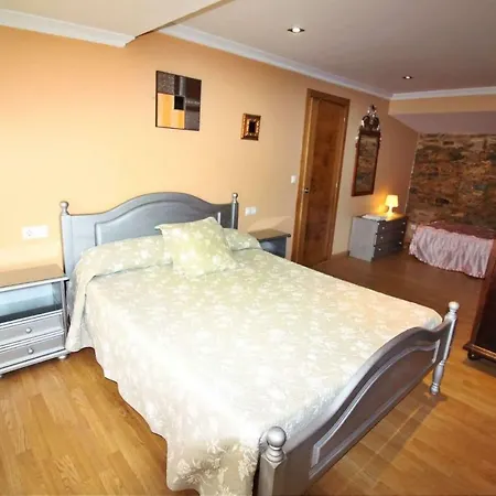 Casa Embalse Da Fervenza Nyaraló *