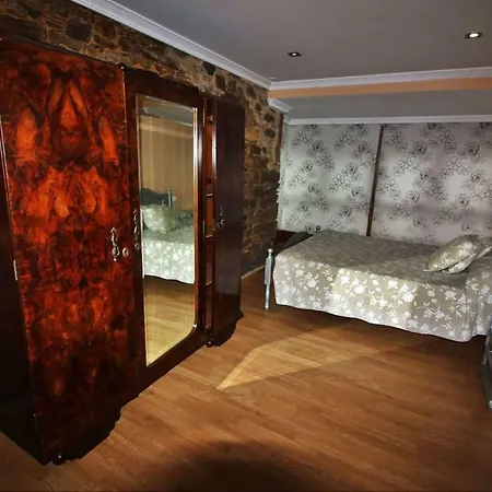 Casa Embalse Da Fervenza Nyaraló *